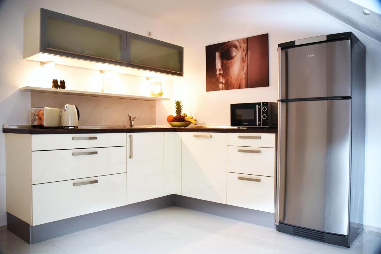 Antike & Modern Deluxe Apartment Gunzburg Bagian luar foto