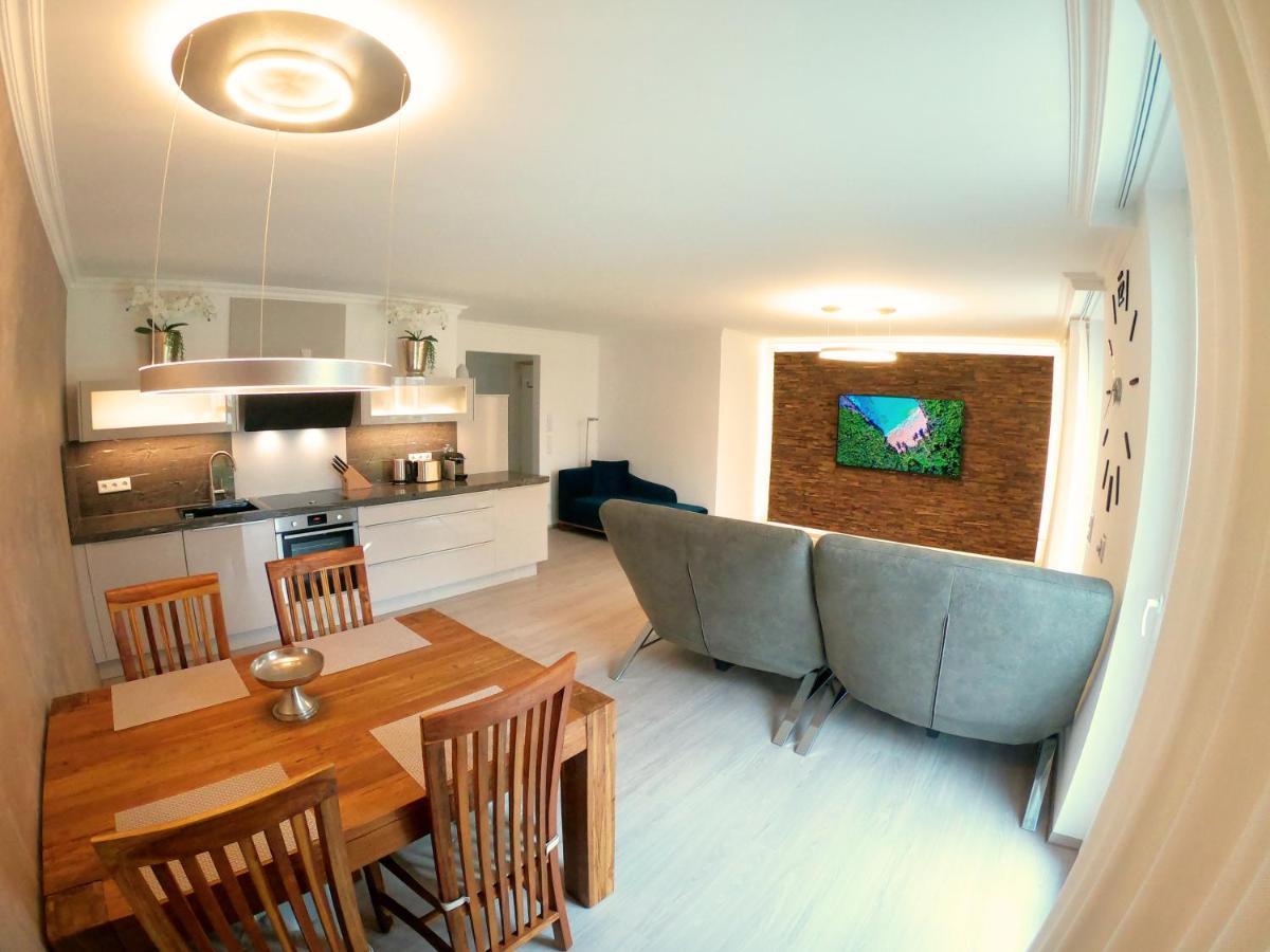 Antike & Modern Deluxe Apartment Gunzburg Bagian luar foto