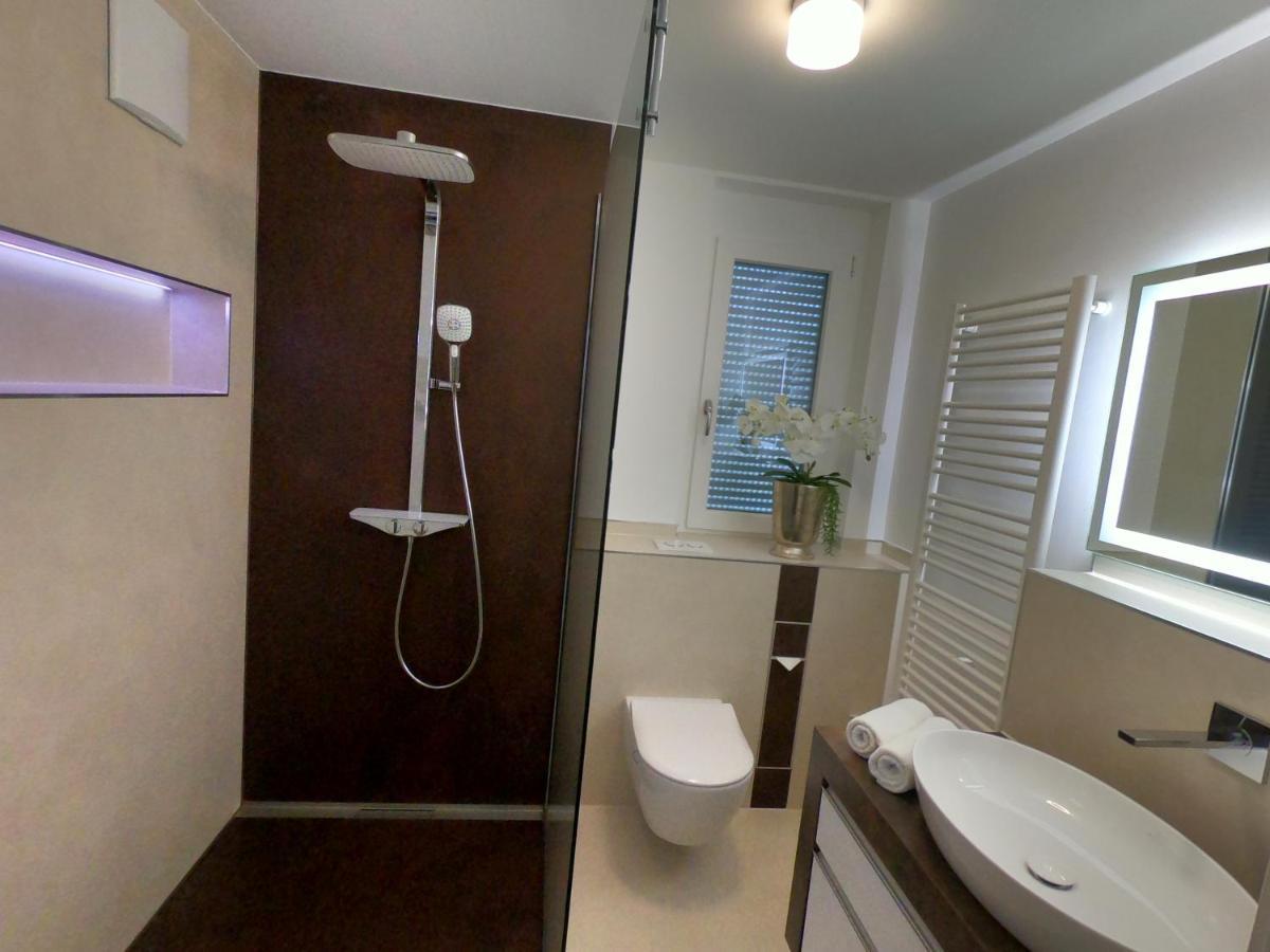 Antike & Modern Deluxe Apartment Gunzburg Bagian luar foto